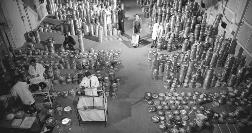 Tips for Indie Filmmakers: How to Get Your Film Noticed, Social Media, Interviews, and More...