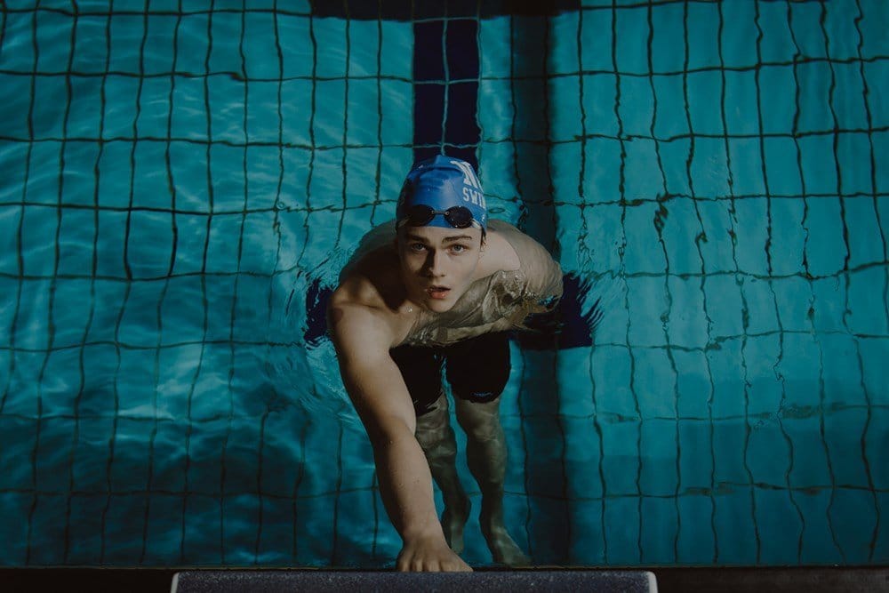 Streamline Review - A Masterful Drama Featuring a Career Defining Performance From Levi Miller