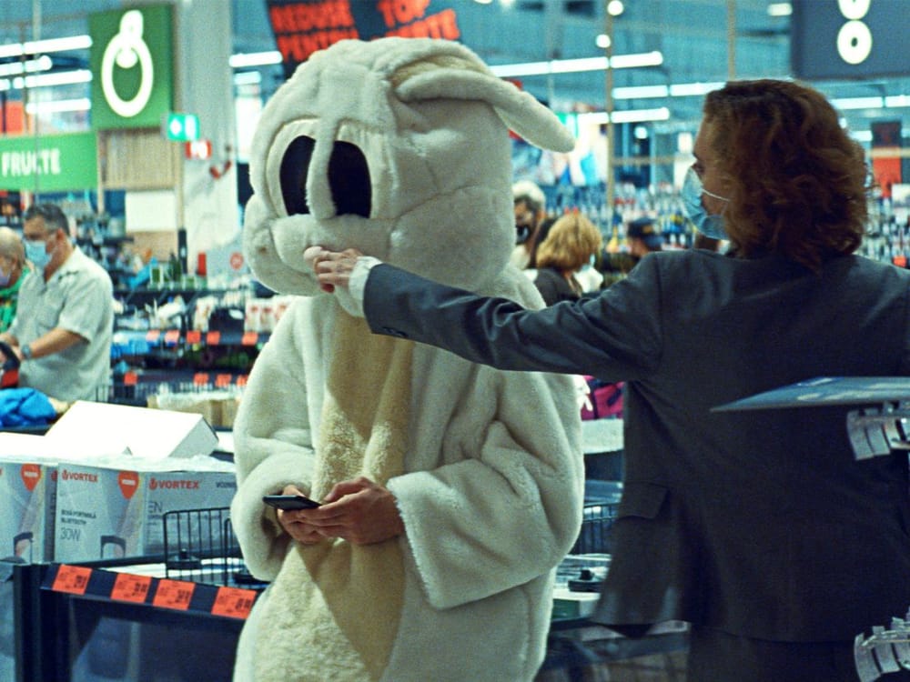 Bad Luck Banging or Loony Porn Review - Radu Jude Brings a Godard-esque View to the Internet Age