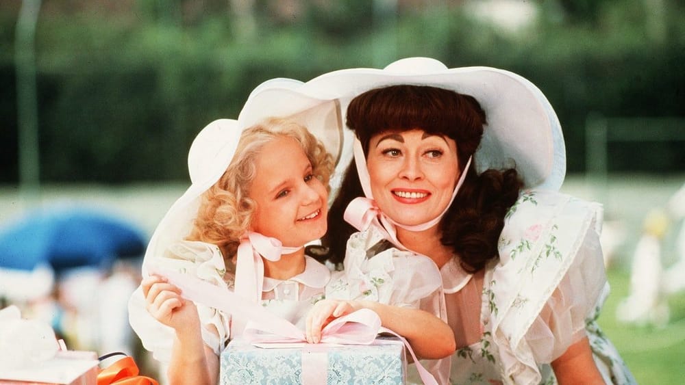 Character Assassination: Faye Dunaway and Mommie Dearest, 40 Years Later