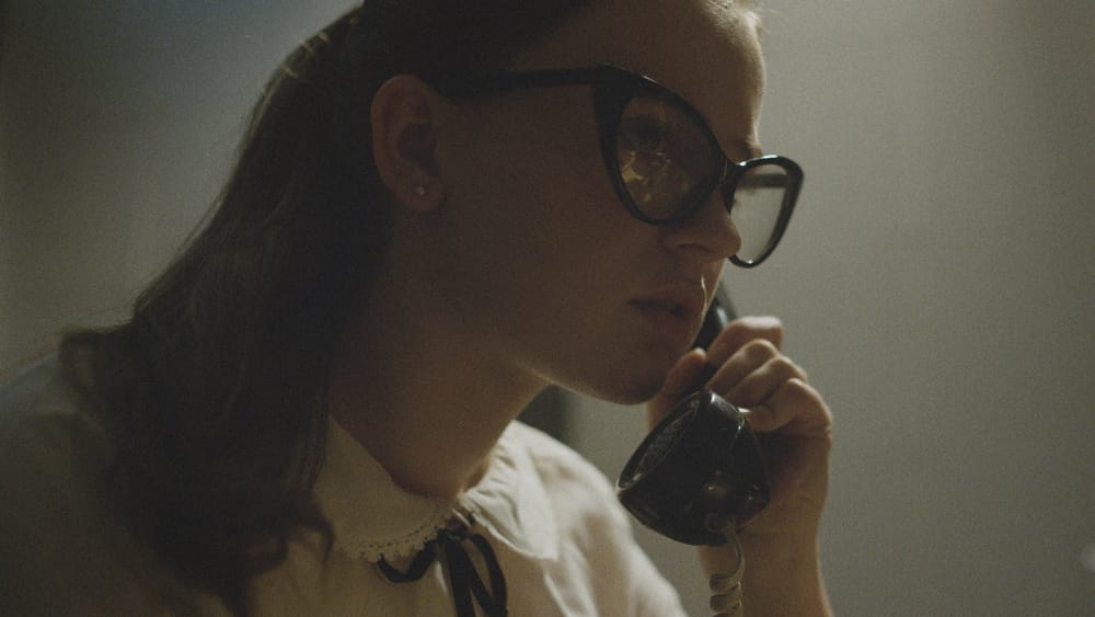 The Vast of Night Review – A Wonderful Career Kickstart for Andrew Patterson