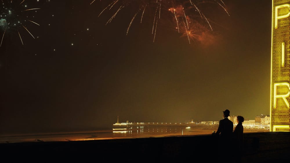 Empire of Light review - Leaves One Annoyed and Confused