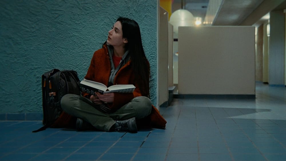 That Afternoon (Die Middag) Review - A Small Film About a Huge Issue that Investigates the Lives of Refugees in White European Countries