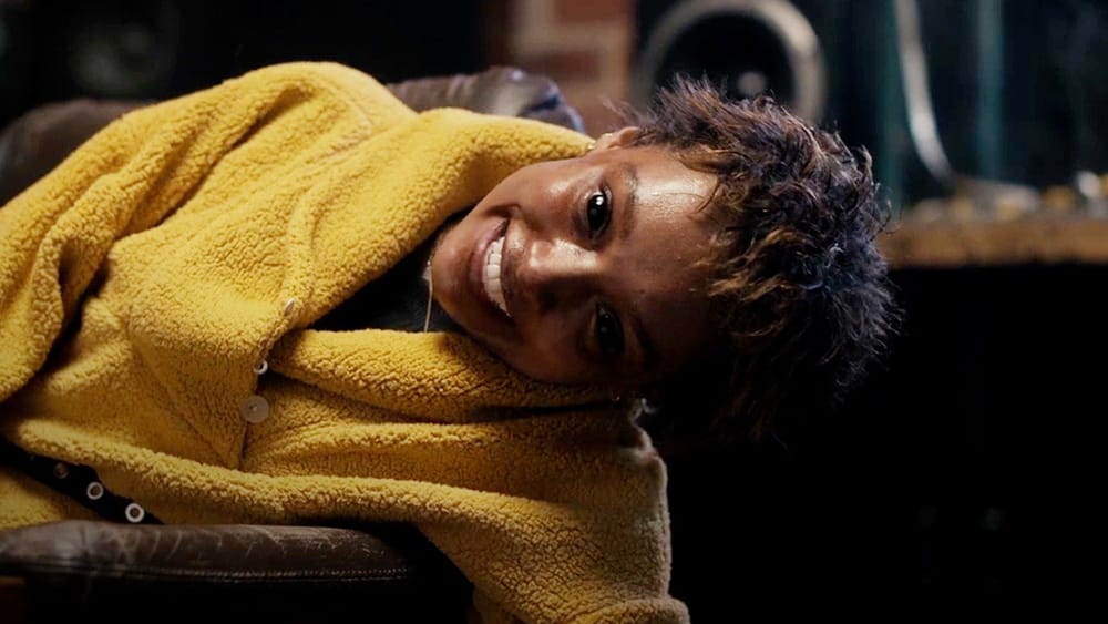 Talk to Me Review – A Bone-Crunching, Ferocious Horror Film with Gore Aplenty