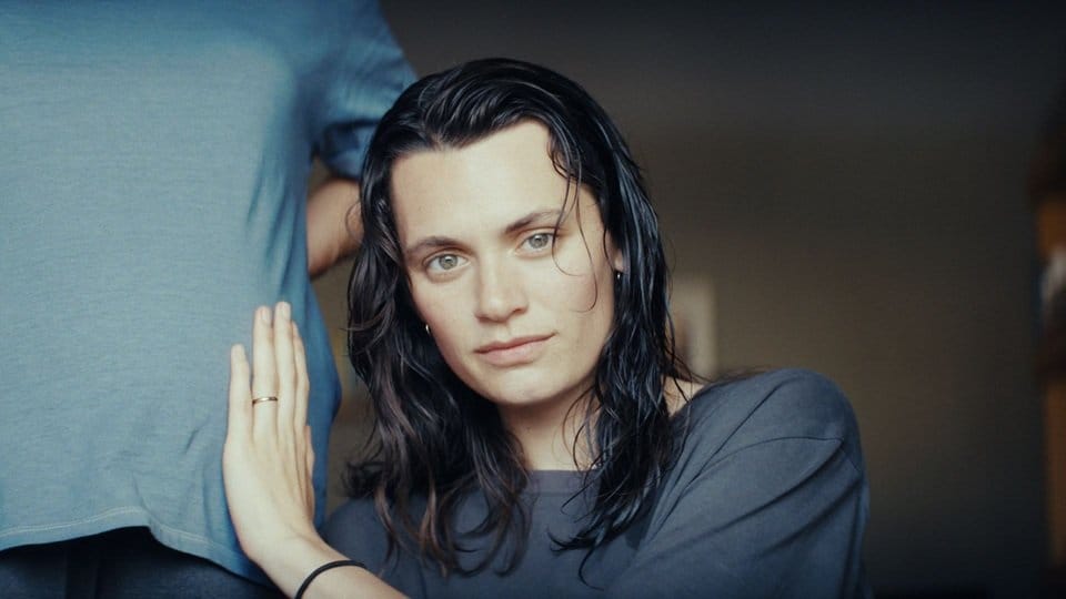 Queer Screen review: Alice Douard’s Love Letters is a tender story of motherhood, music, and love